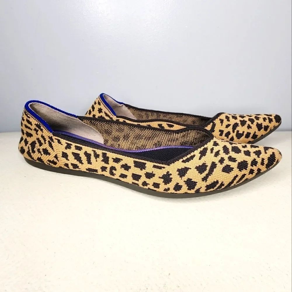 Rothy’s woman’s leopard print pointed toe knit flat shoes size 8